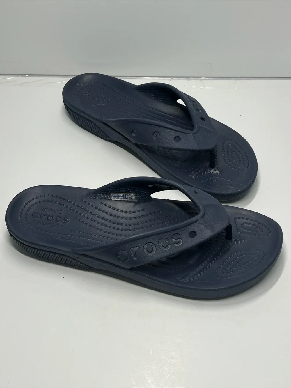 CROCS Men’s Size 6 Women’s Size 8 Navy Blue Waterproof Sandal Flip Flop